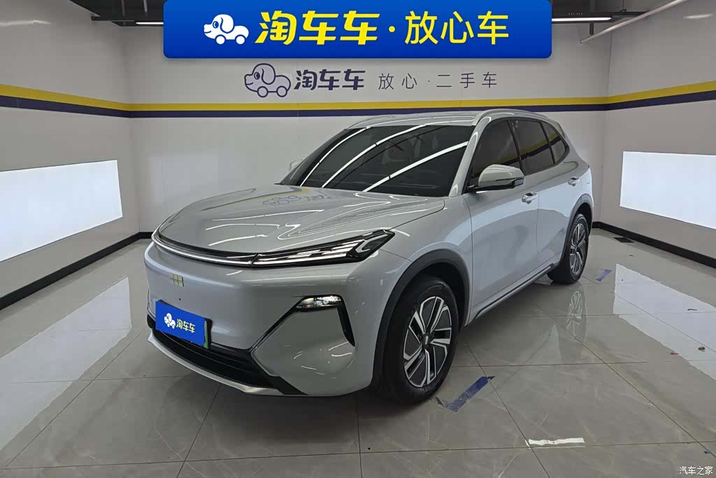 Geely 7, 2025 1