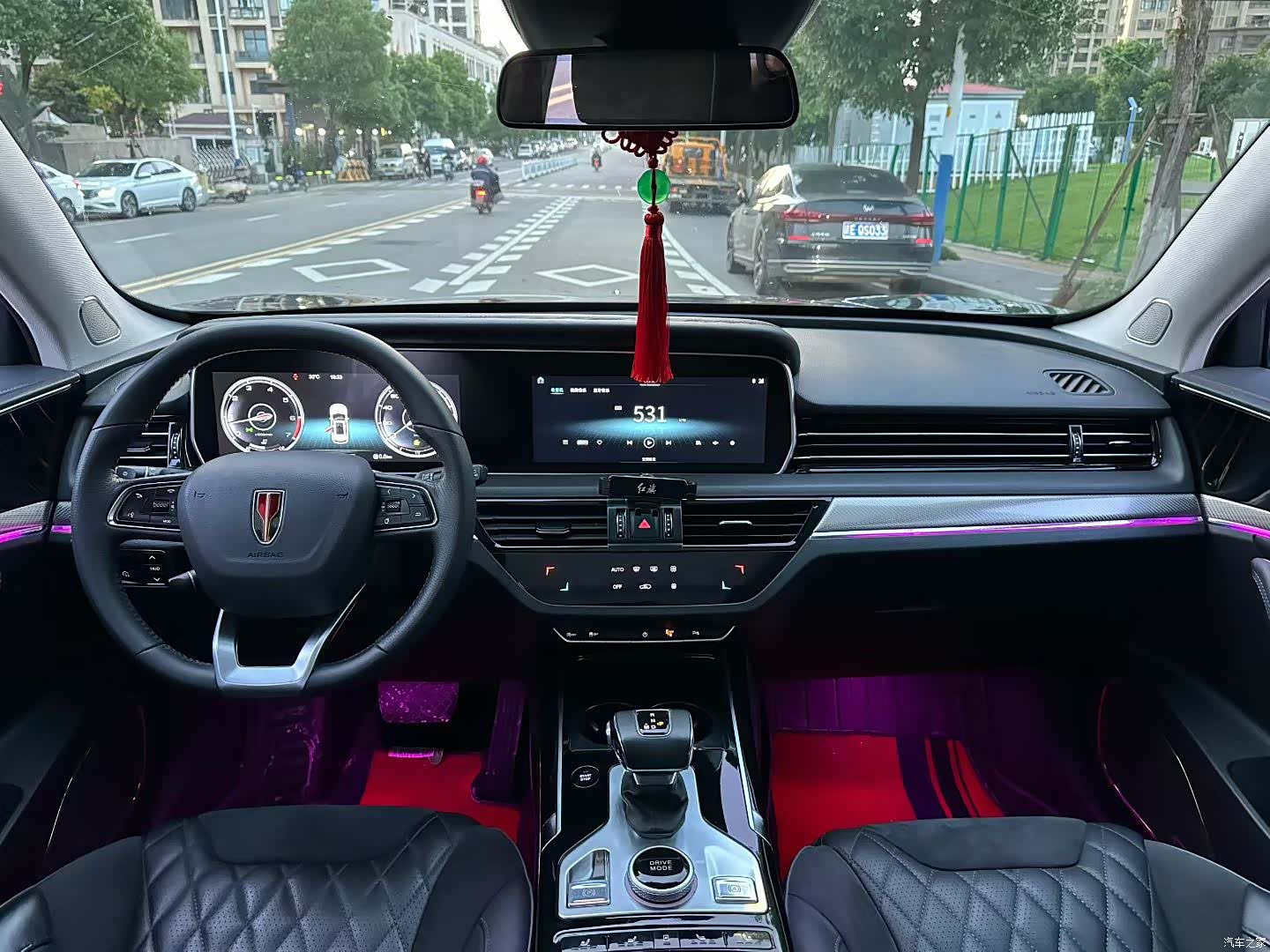 Hongqi HS5, 2021 все фото
