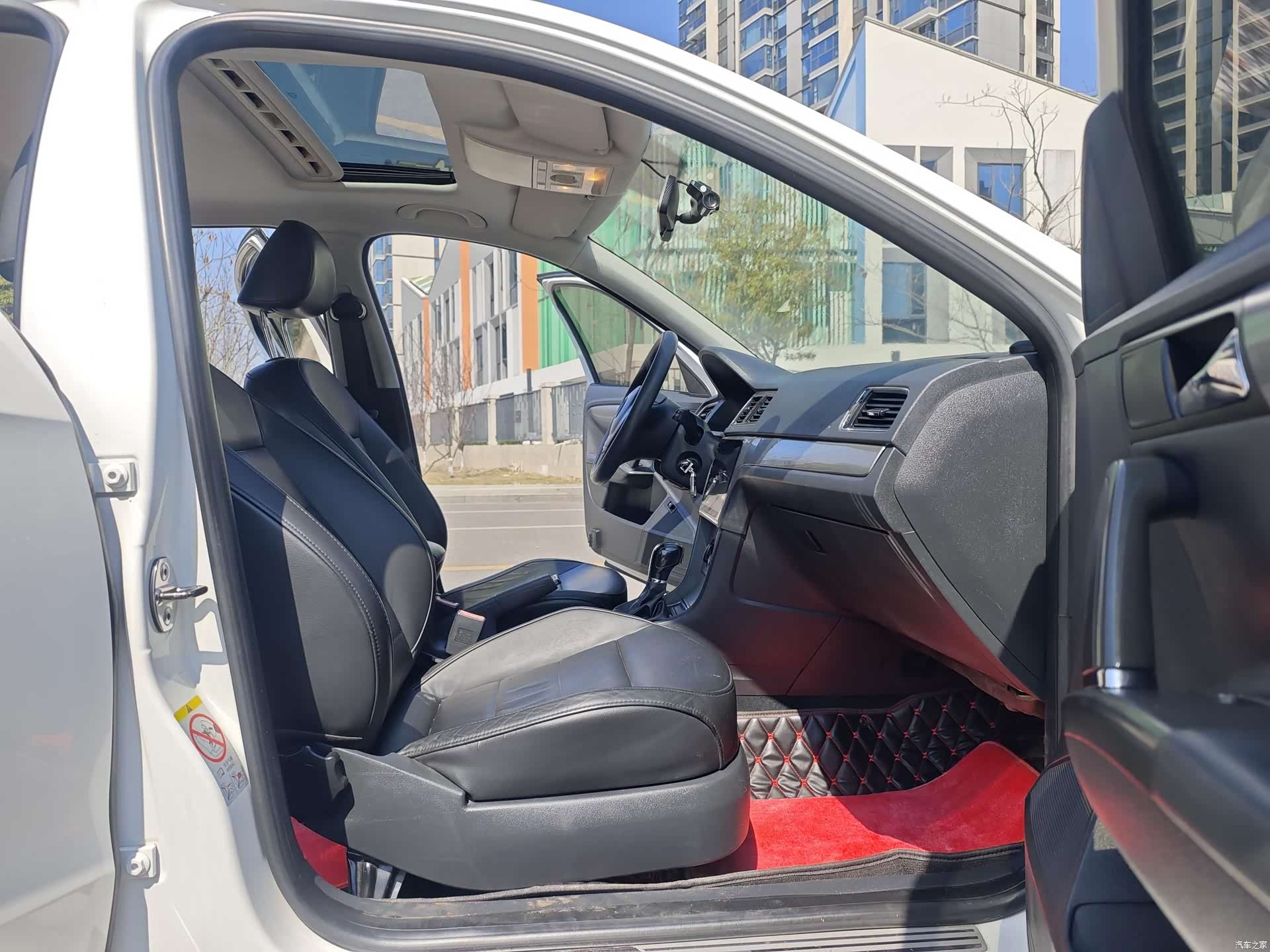 Volkswagen Lavida, 2013 16