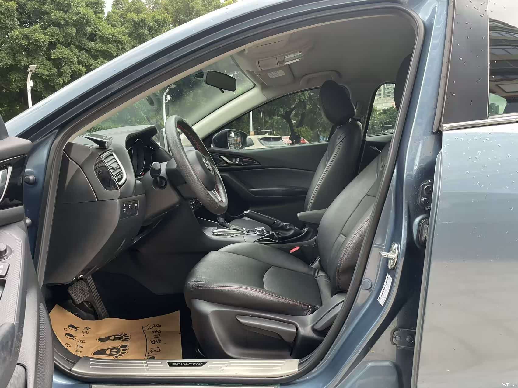 Mazda Mazda3, 2017 4