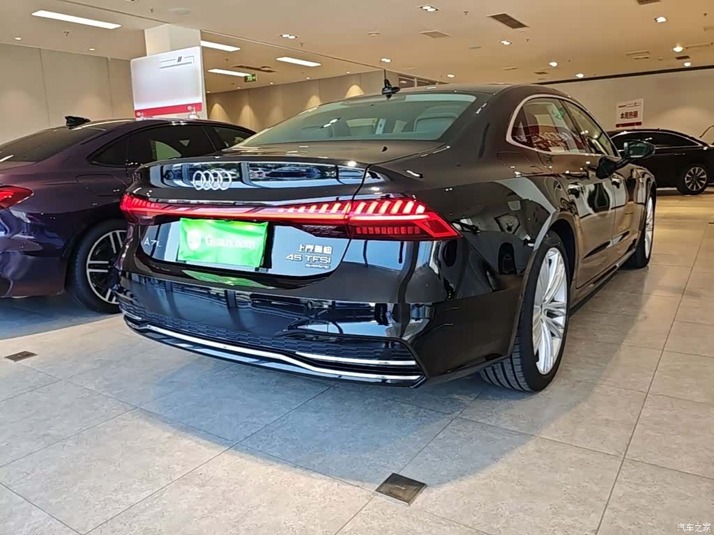 Audi A7L, 2025 7