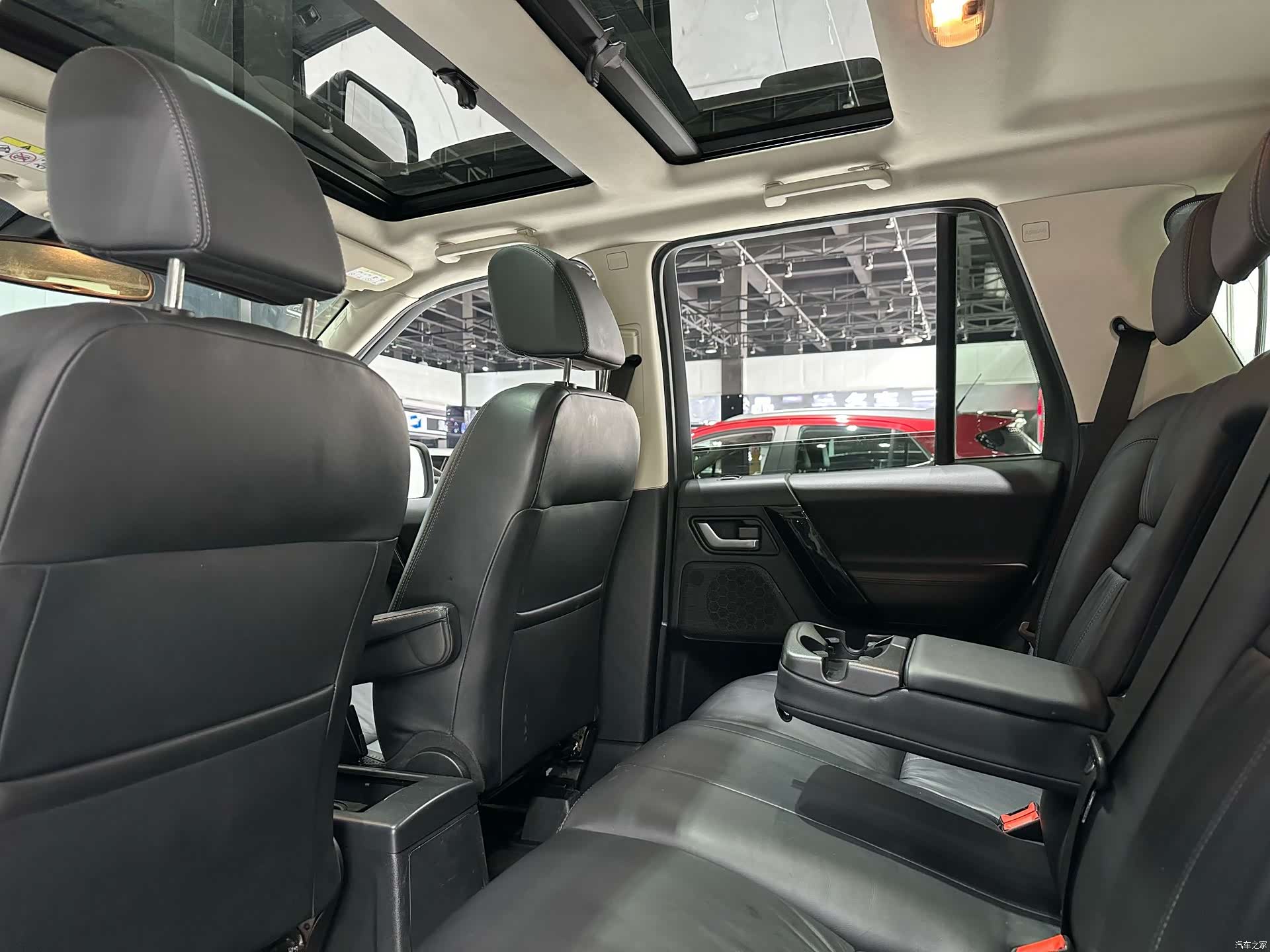 Land Rover Si4, 2014 14