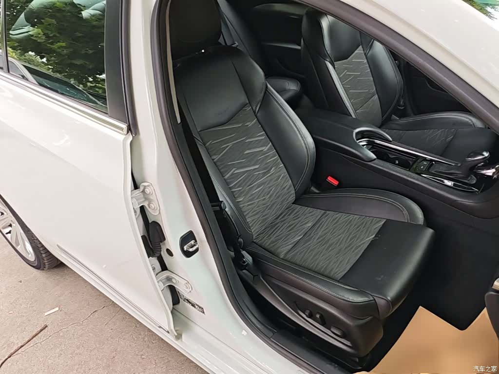 Cadillac ATS-L, 2015 25