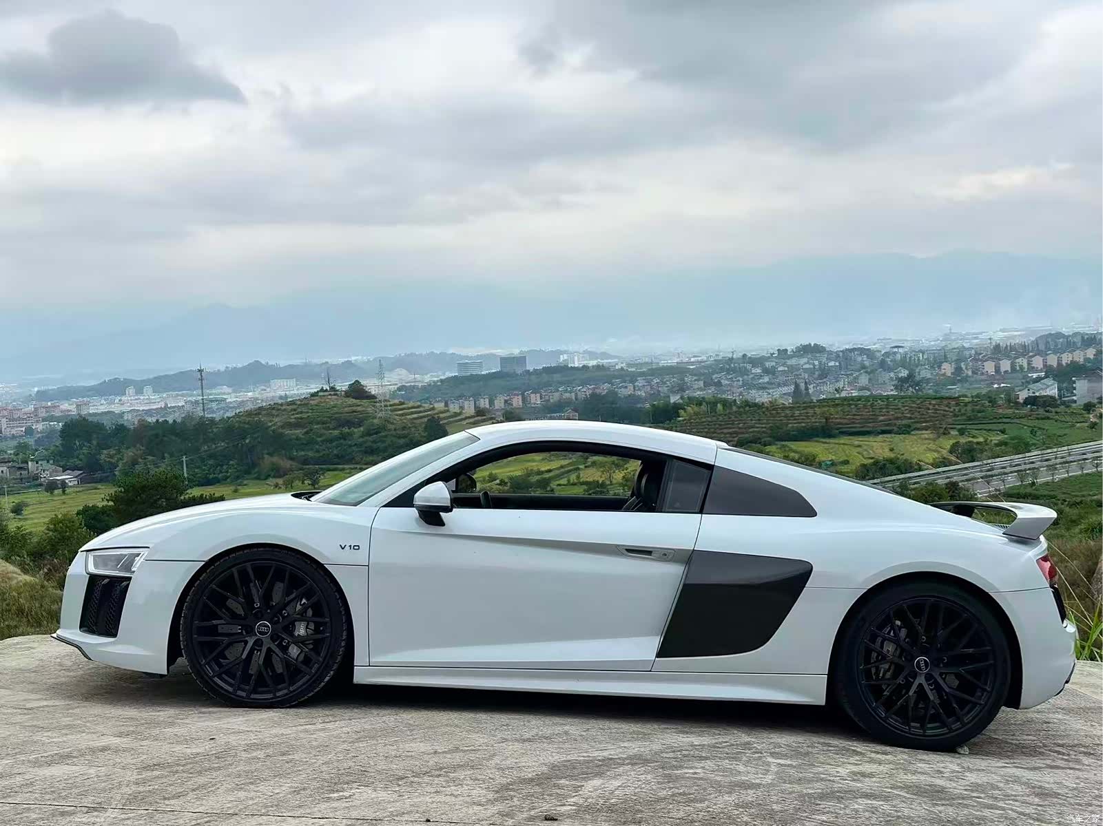 Audi R8, 2017 4