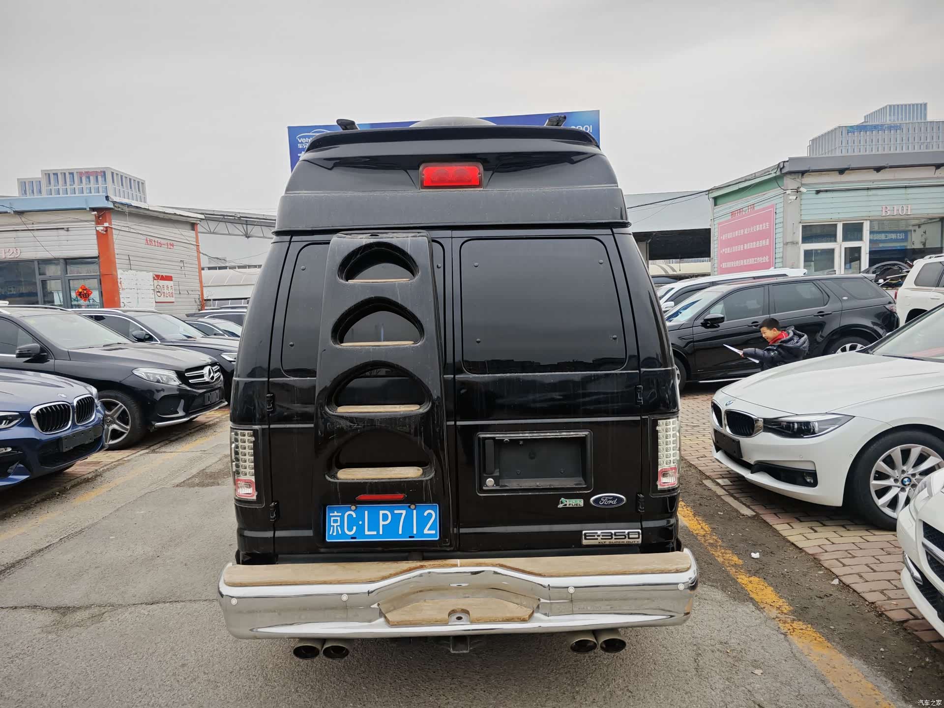 Ford E350, 2016 6