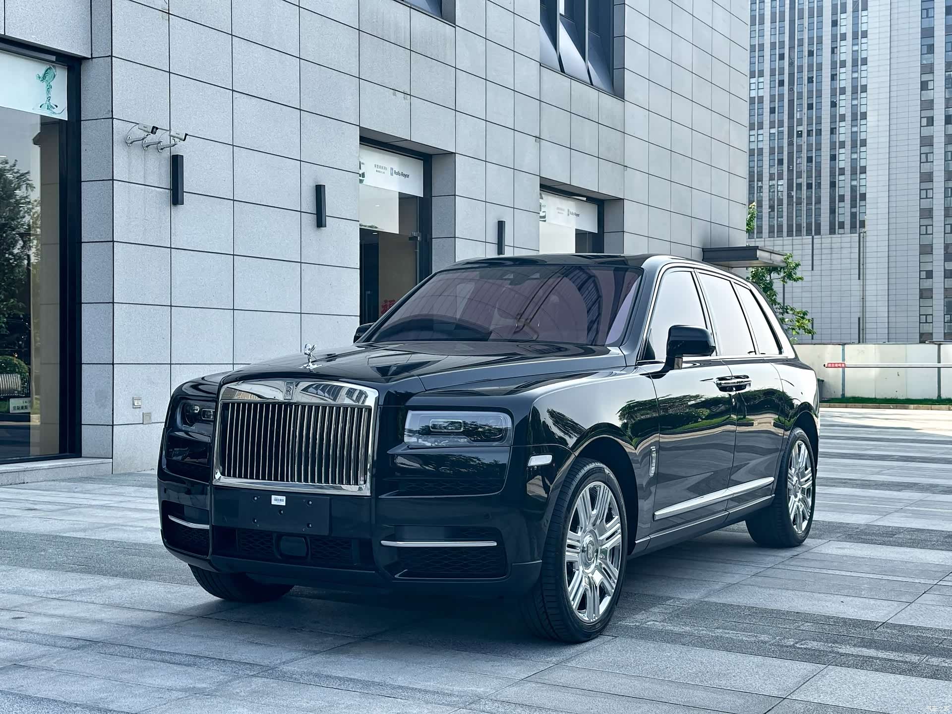 Rolls-Royce Cullinan, 2025 1