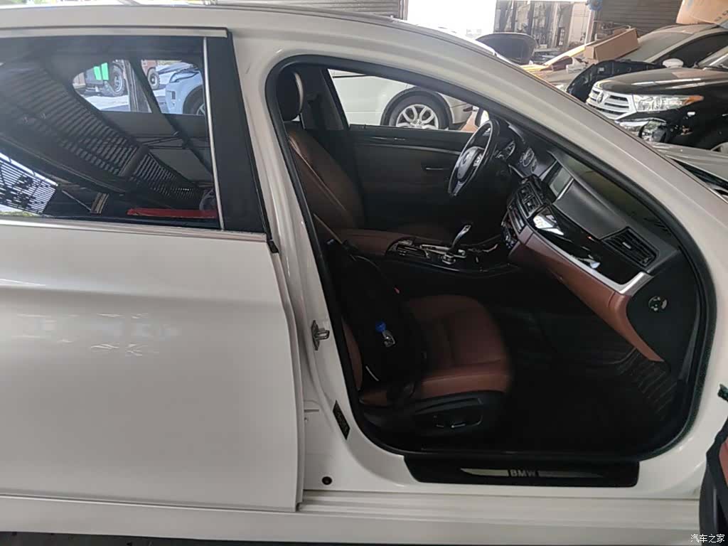 BMW 5 Series, 2016 25