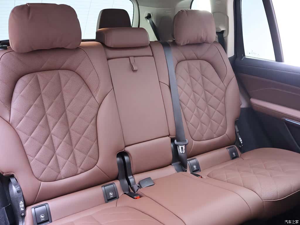 BMW X7, 2024 23