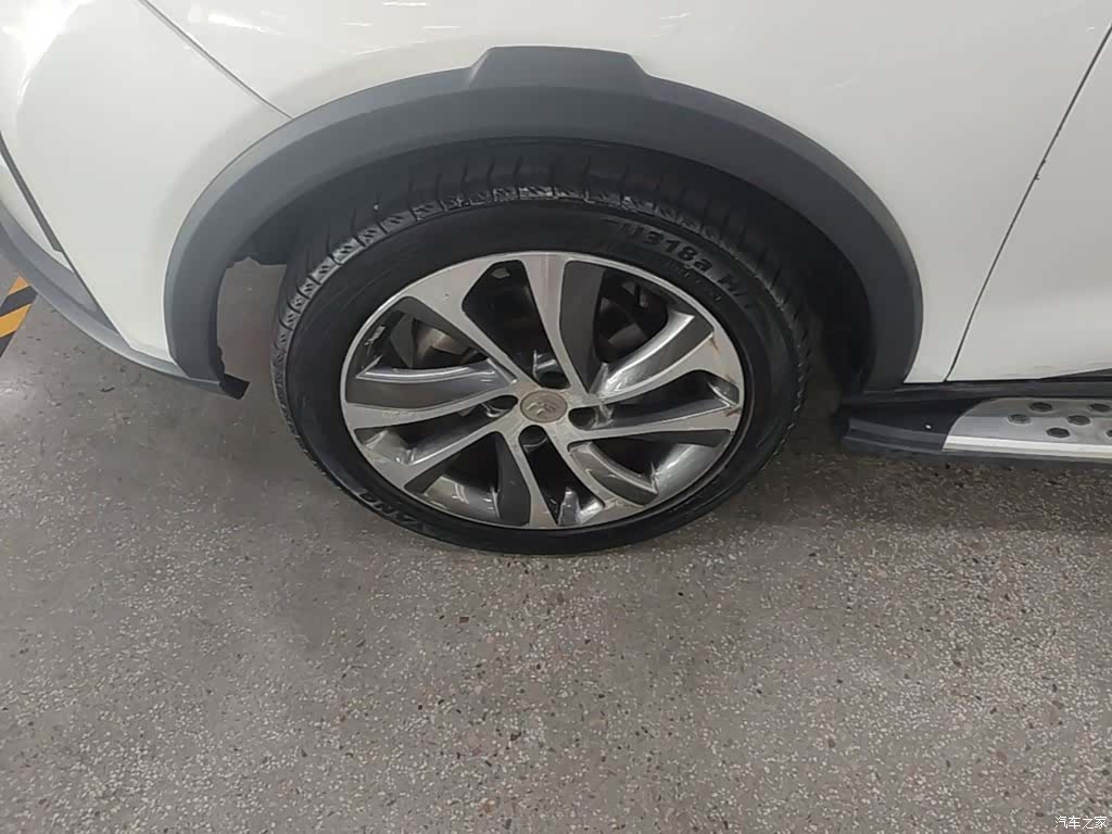BYD Yuan, 2017 23