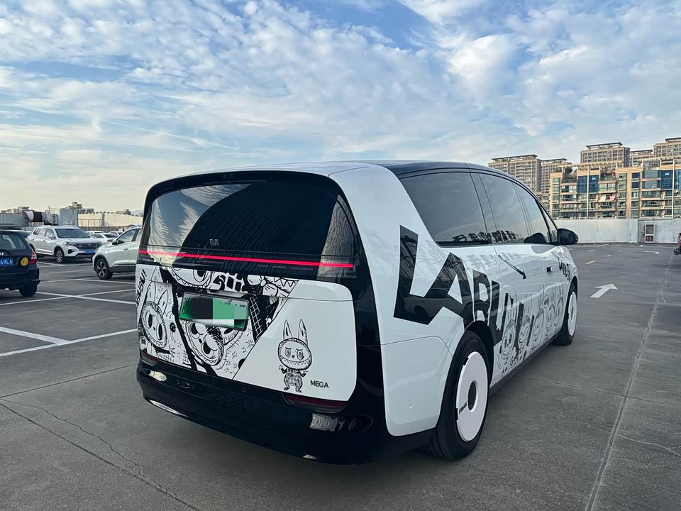Li Auto Ideal MEGA