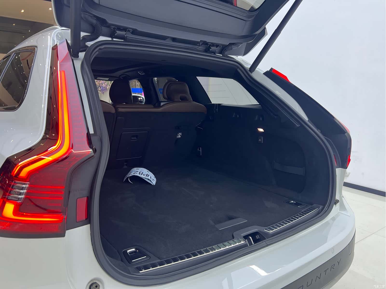 Volvo V90, 2021 17