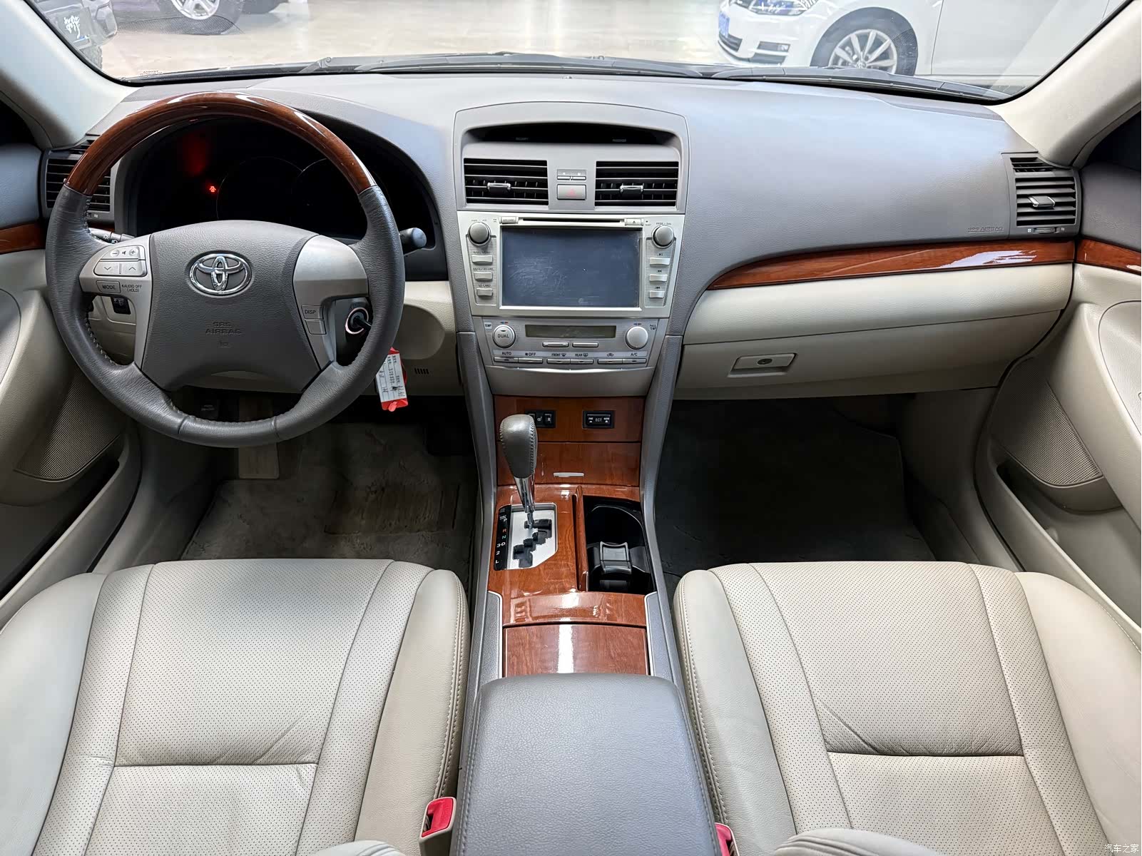 Toyota Camry, 2015 6