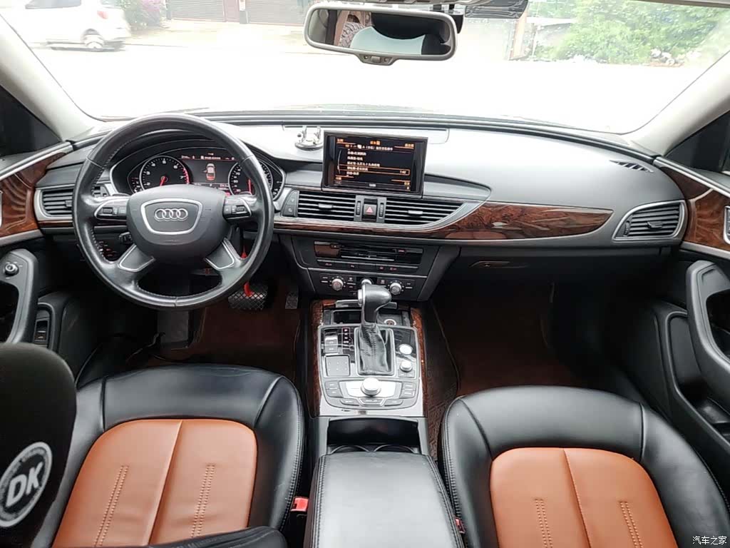 Audi A6L, 2015 10