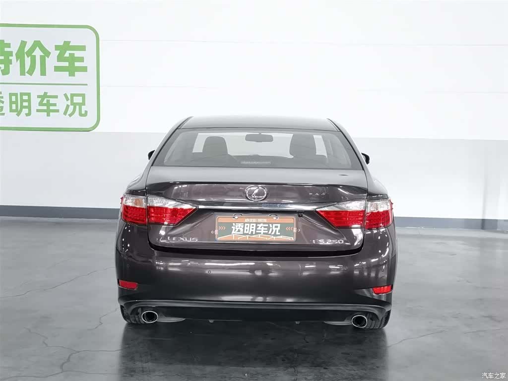 Lexus ES, 2012 4