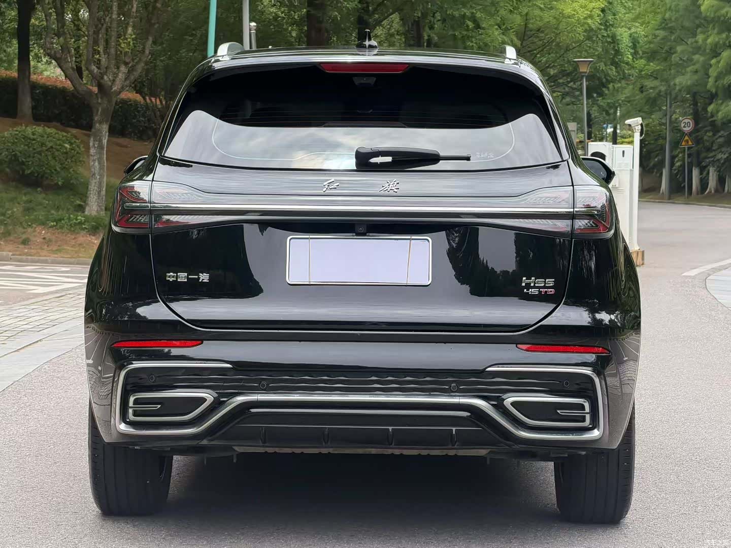 Hongqi HS5, 2024 17