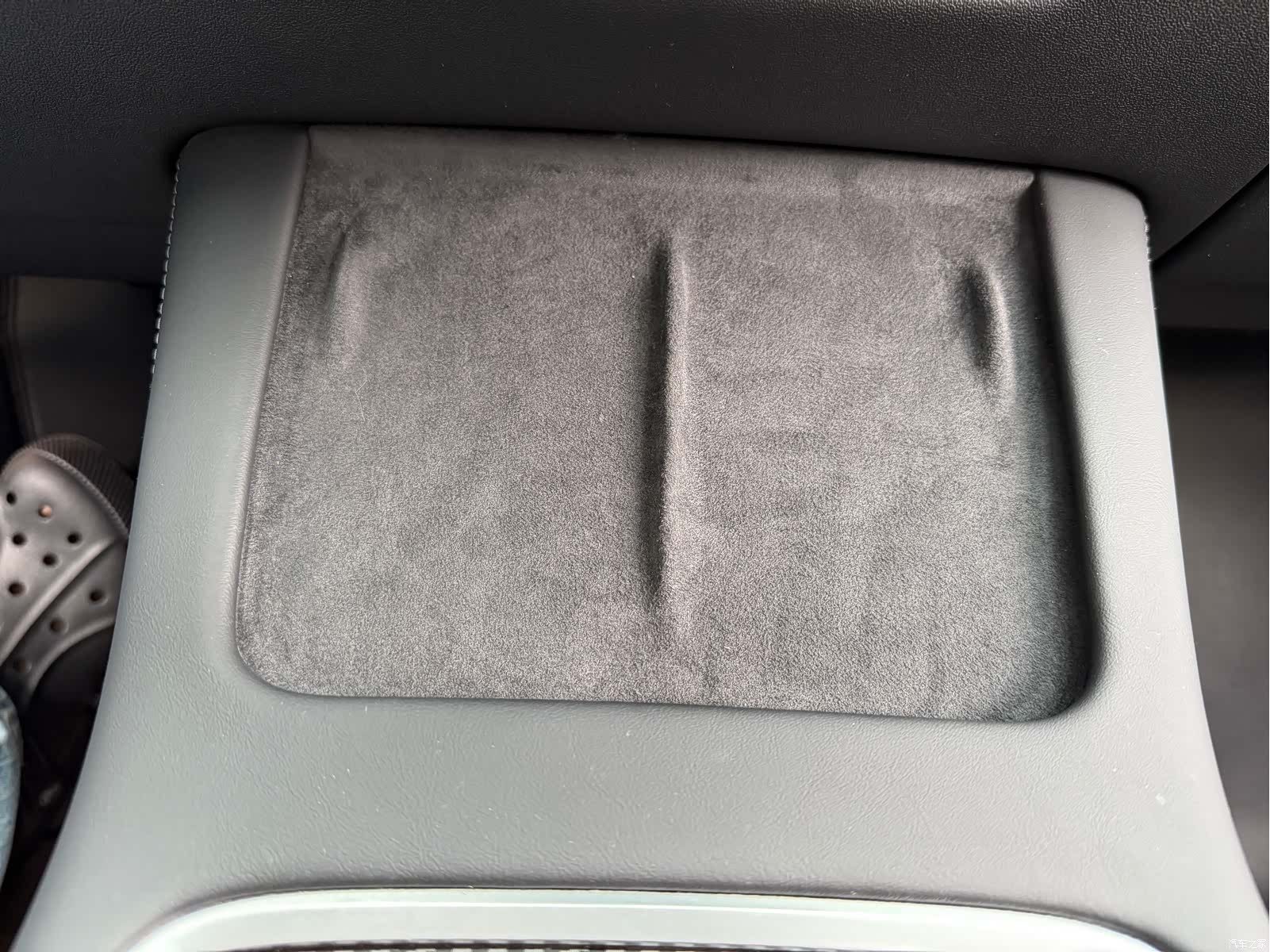 Tesla Model Y, 2024 16