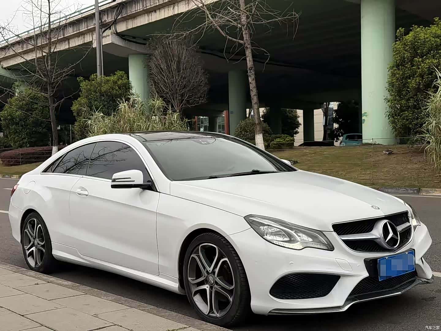 Mercedes-Benz E-Class, 2015 3