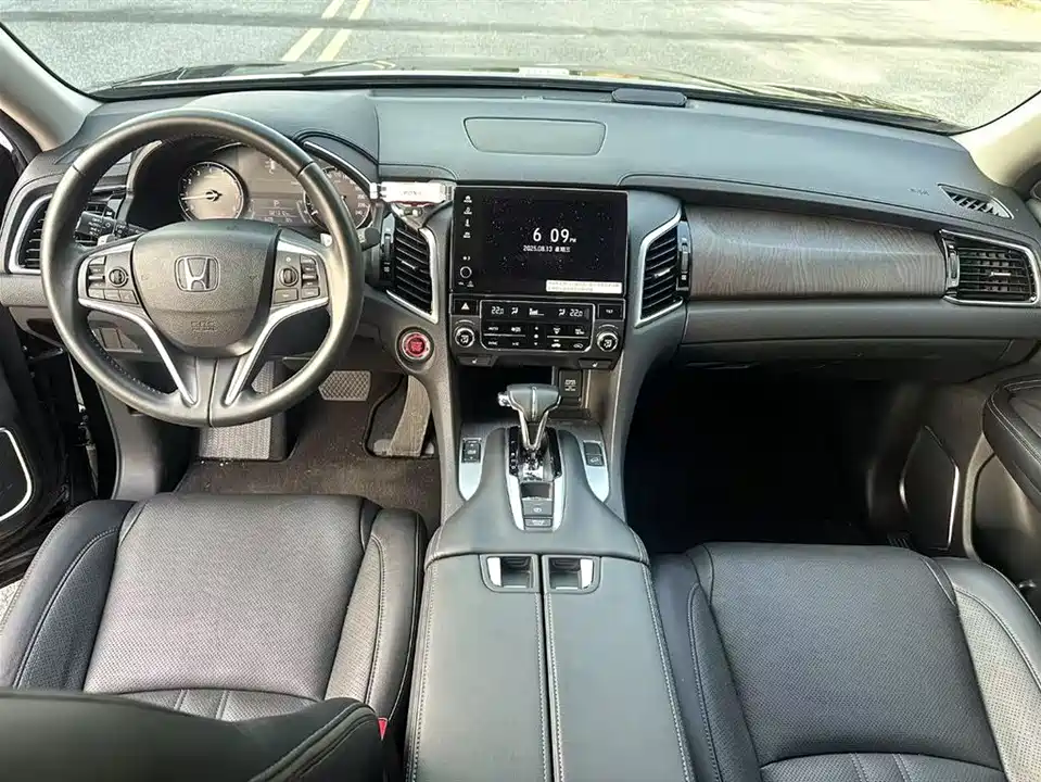 Honda Crown Road Honda Crown Road