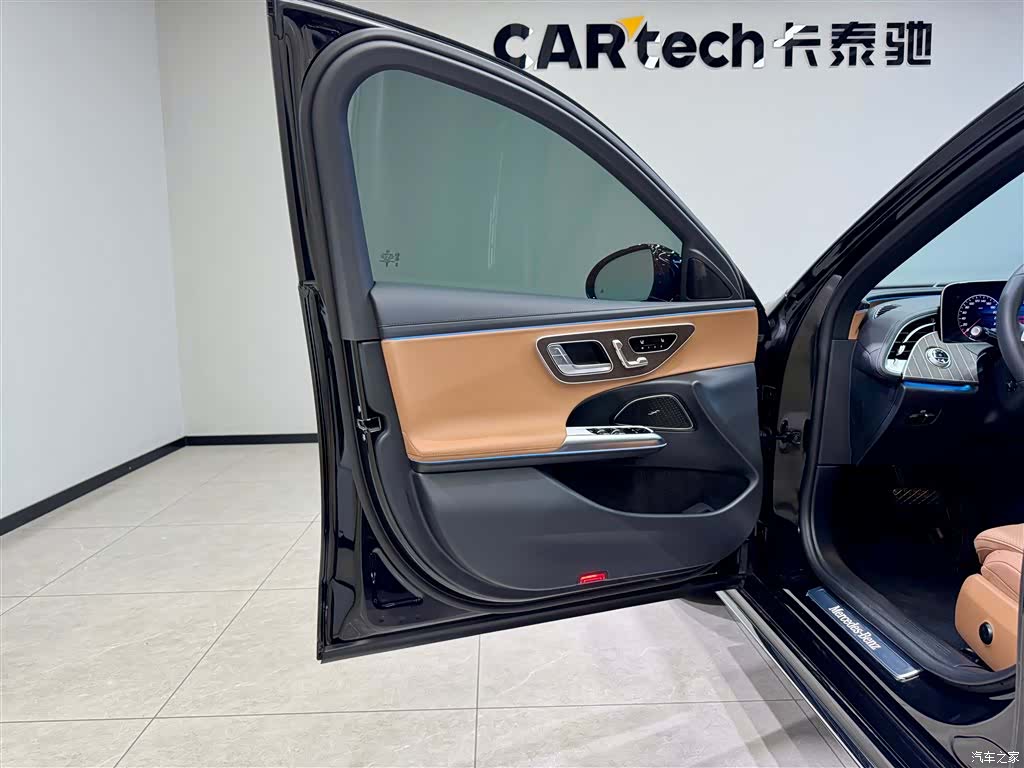 Mercedes-Benz E-Class, 2025 17