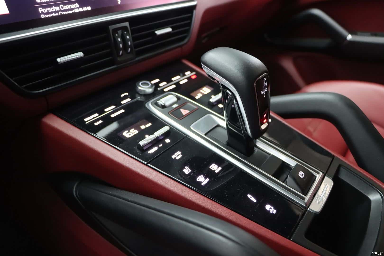 Porsche Cayenne, 2021 12