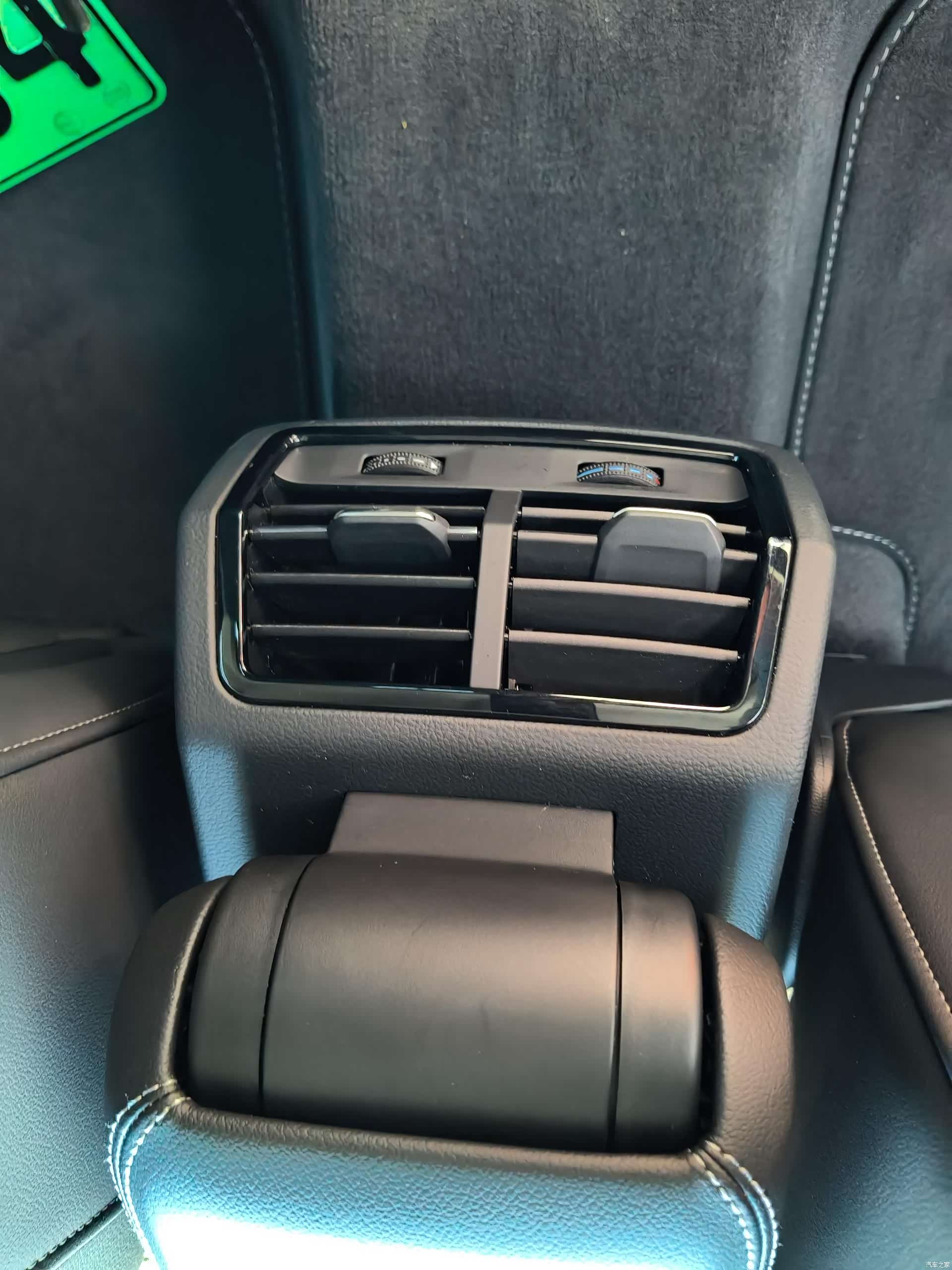 Audi Q3, 2022 13
