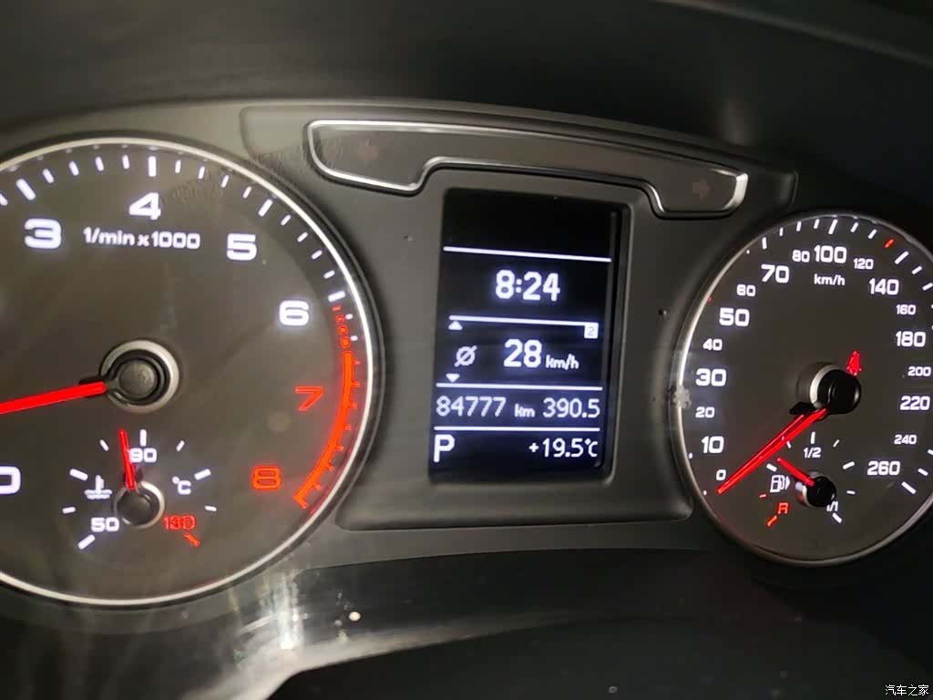 Audi Q3, 2018 12