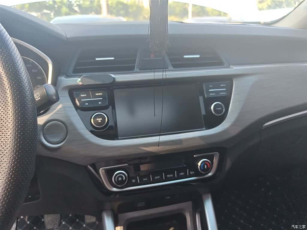 Geely X3, 2018 13