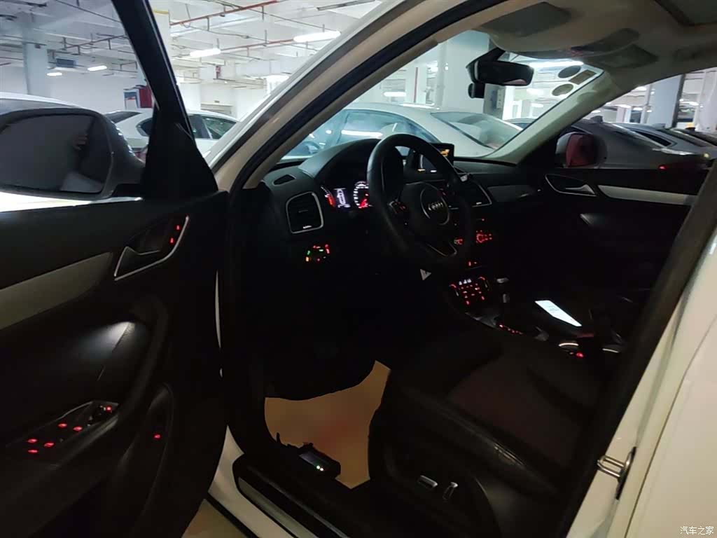 Audi Q3, 2018 16