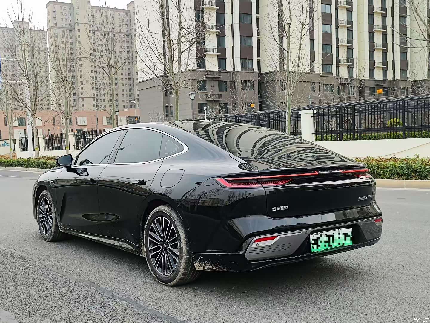 Geely 8, 2025 4