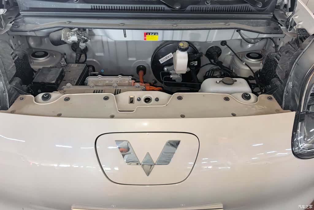 Wuling MINIEV, 2025 10