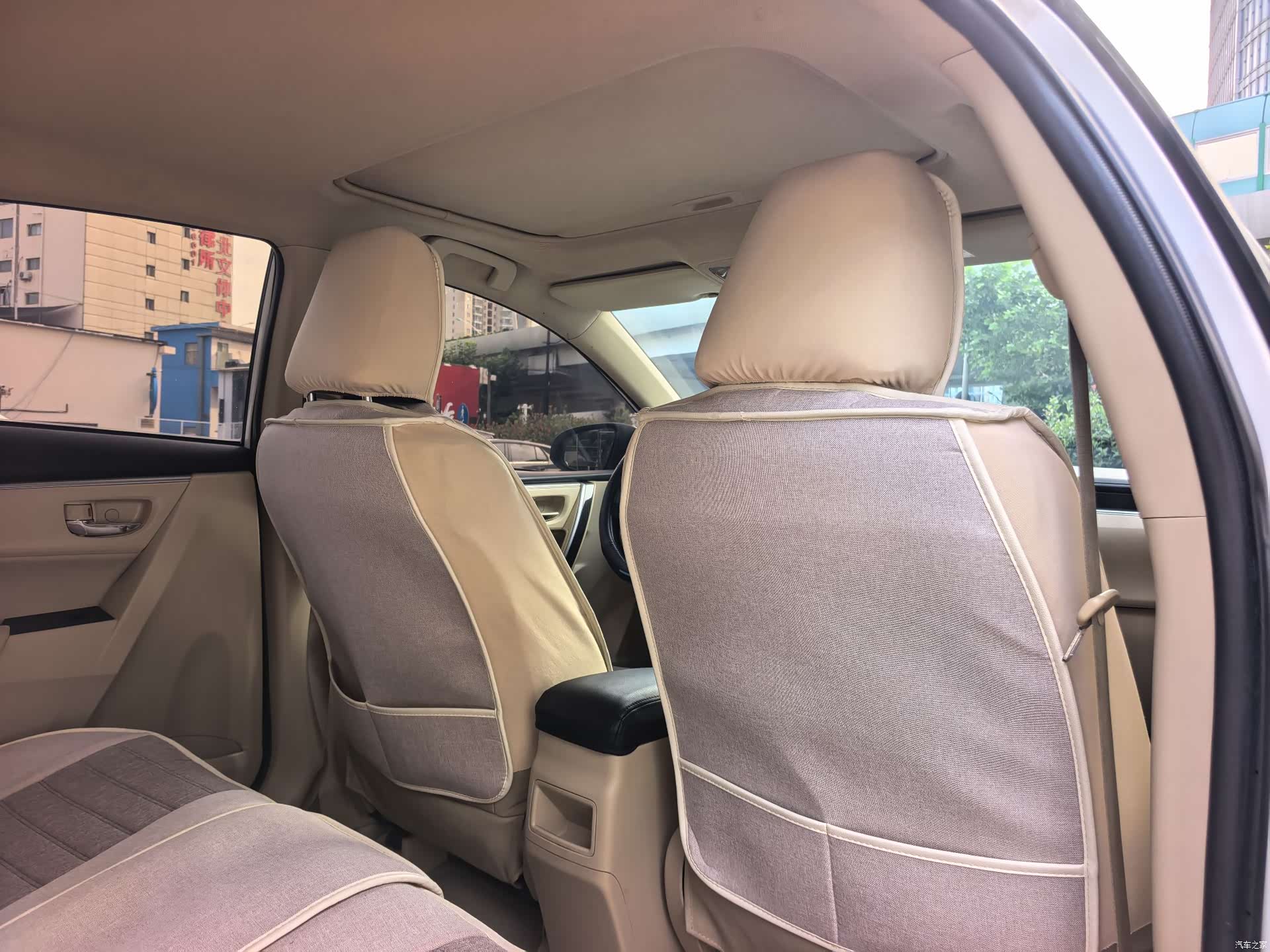 Toyota Corolla, 2015 10