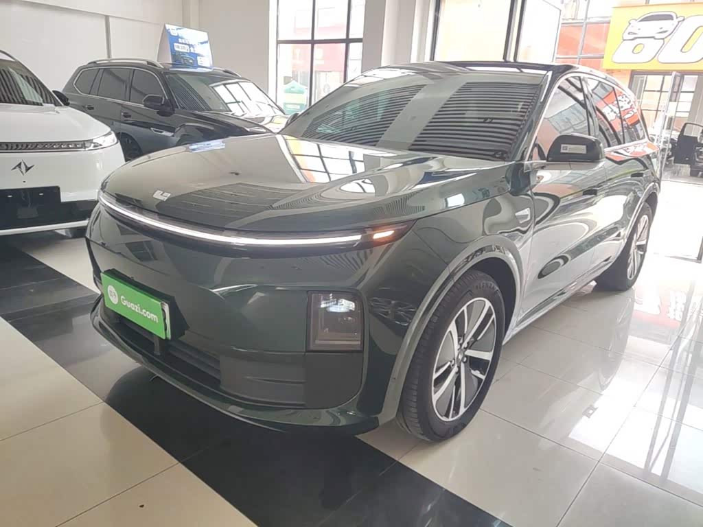 Li Auto L6