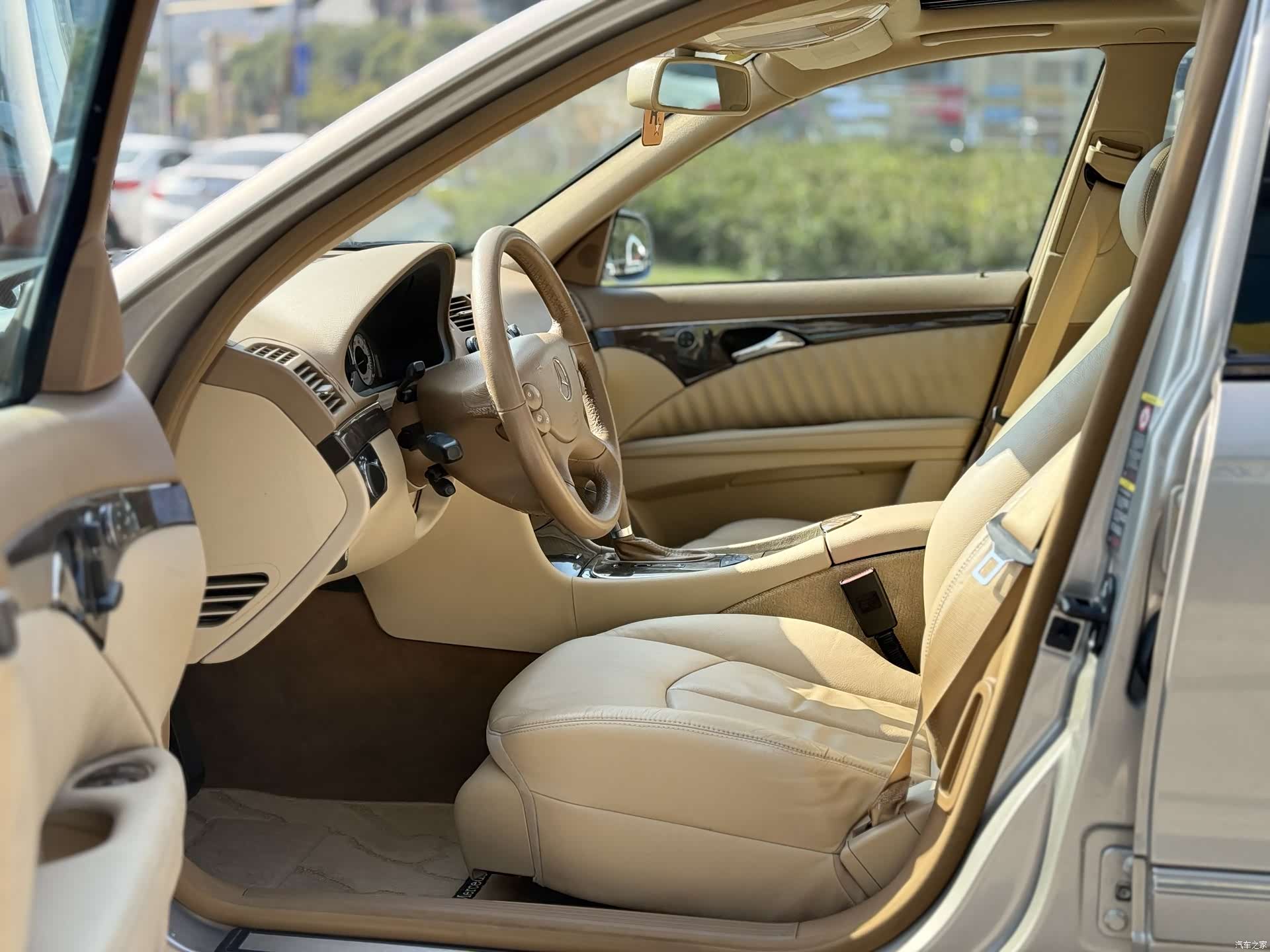 Mercedes-Benz E-Class, 2008 все фото