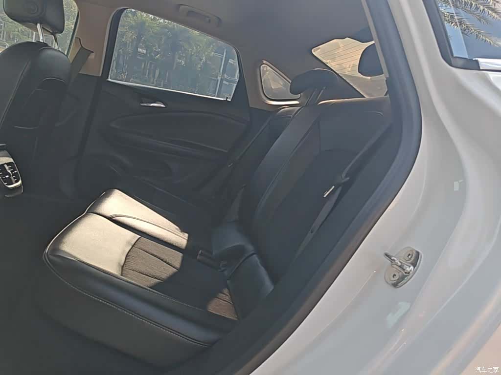 Buick Verano, 2019 17