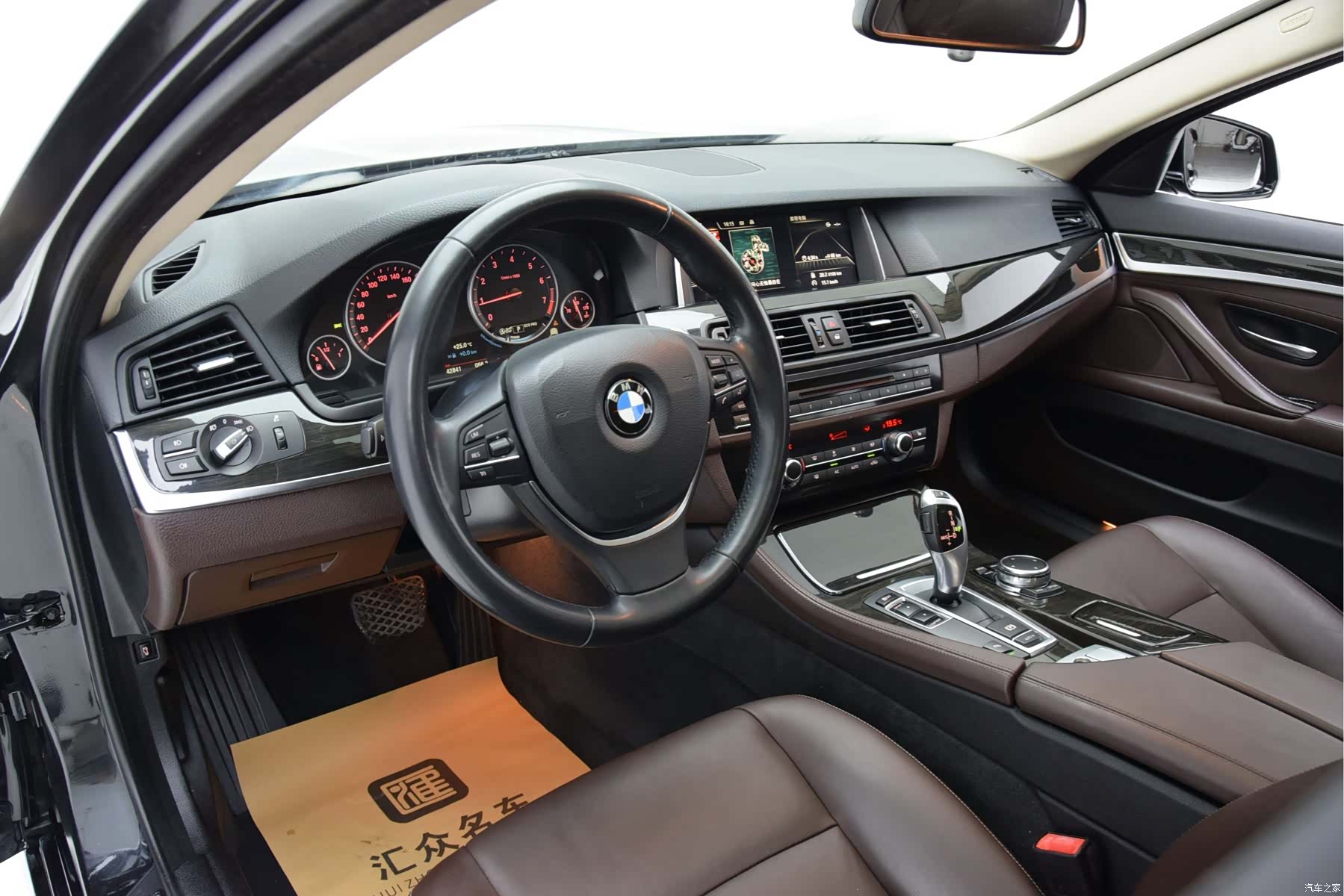 BMW 5 Series, 2016 все фото
