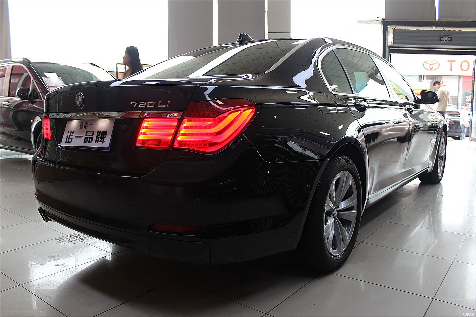BMW 7 Series, 2011 13