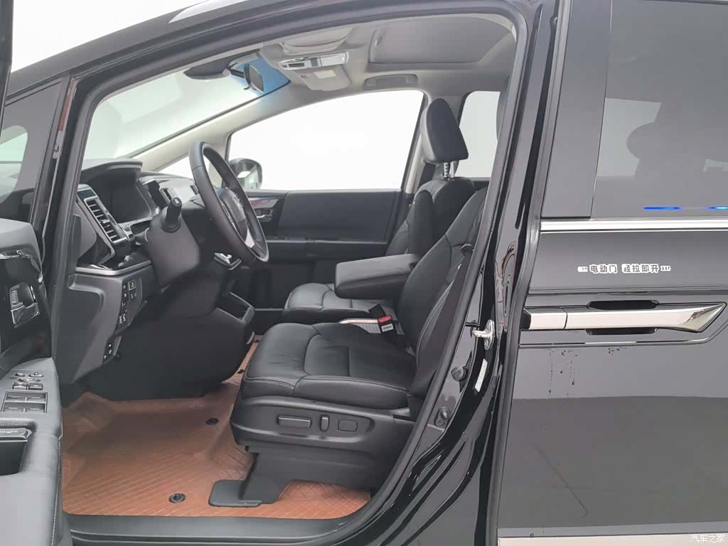 Honda Elysion, 2021 10