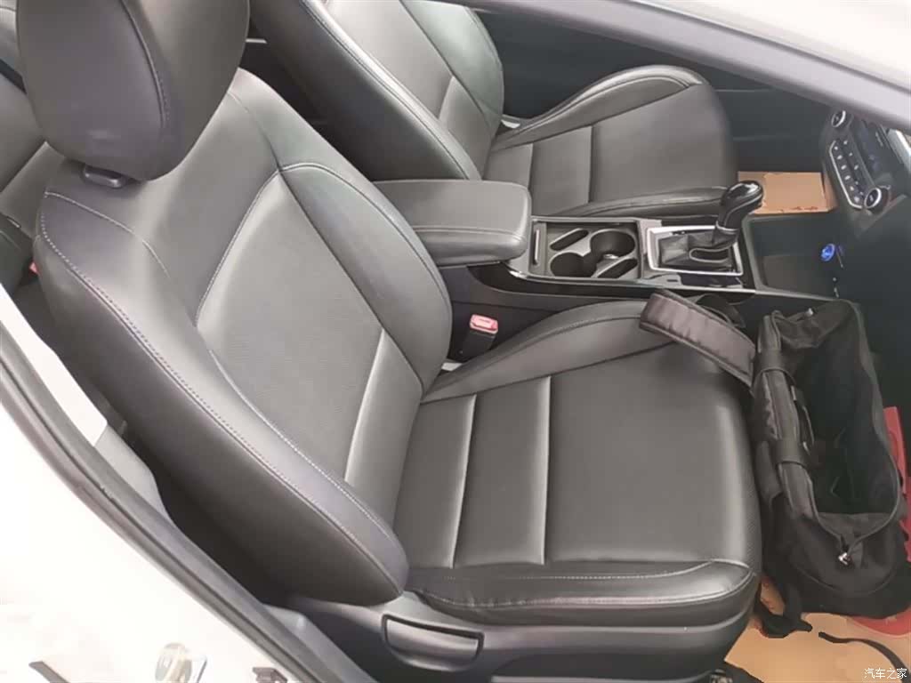 Hyundai GLS, 2017 25