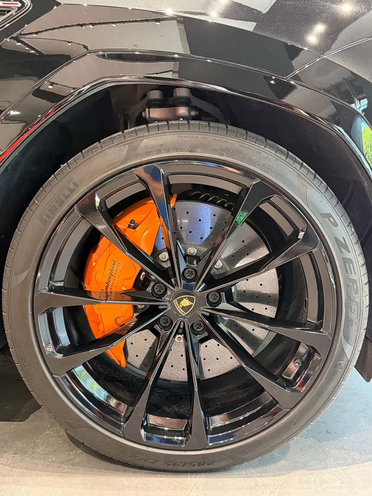 Lamborghini Urus, 2022 6