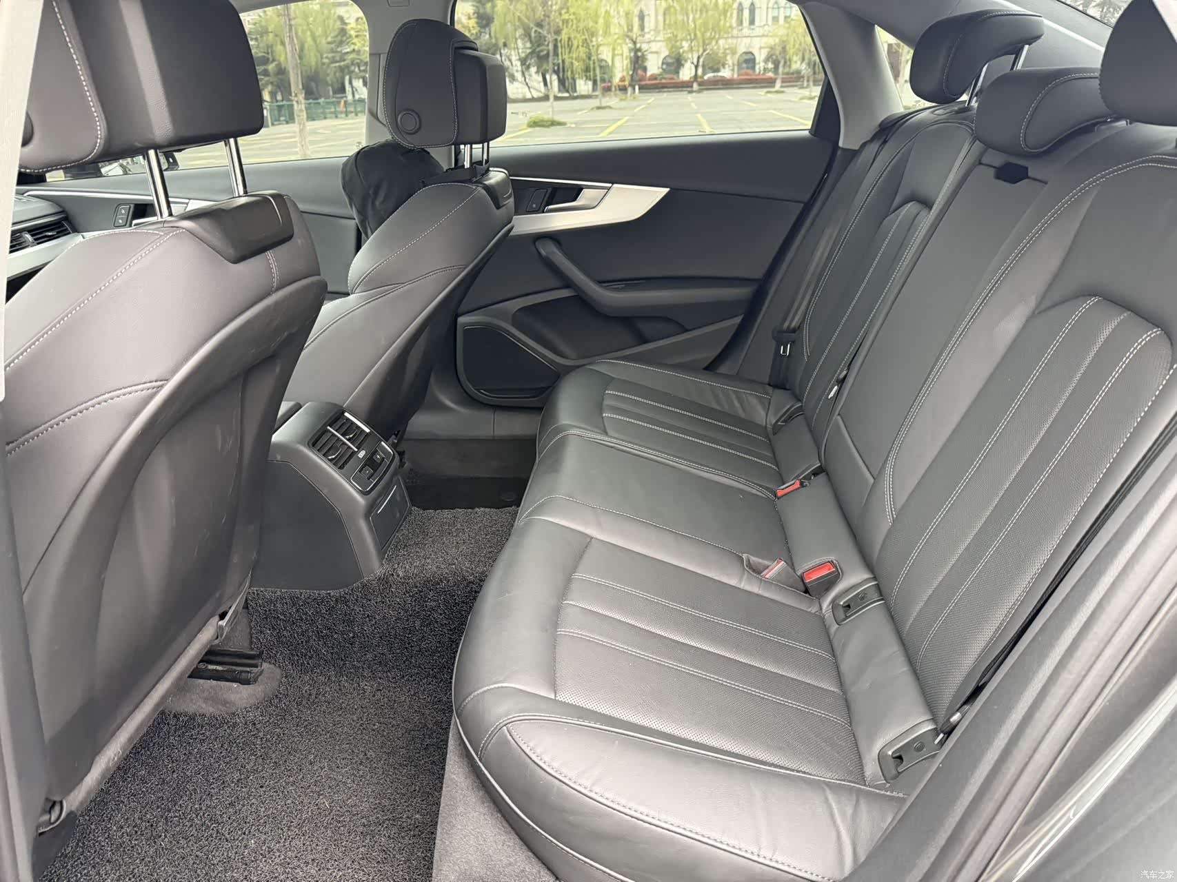 Audi A4L, 2021 19