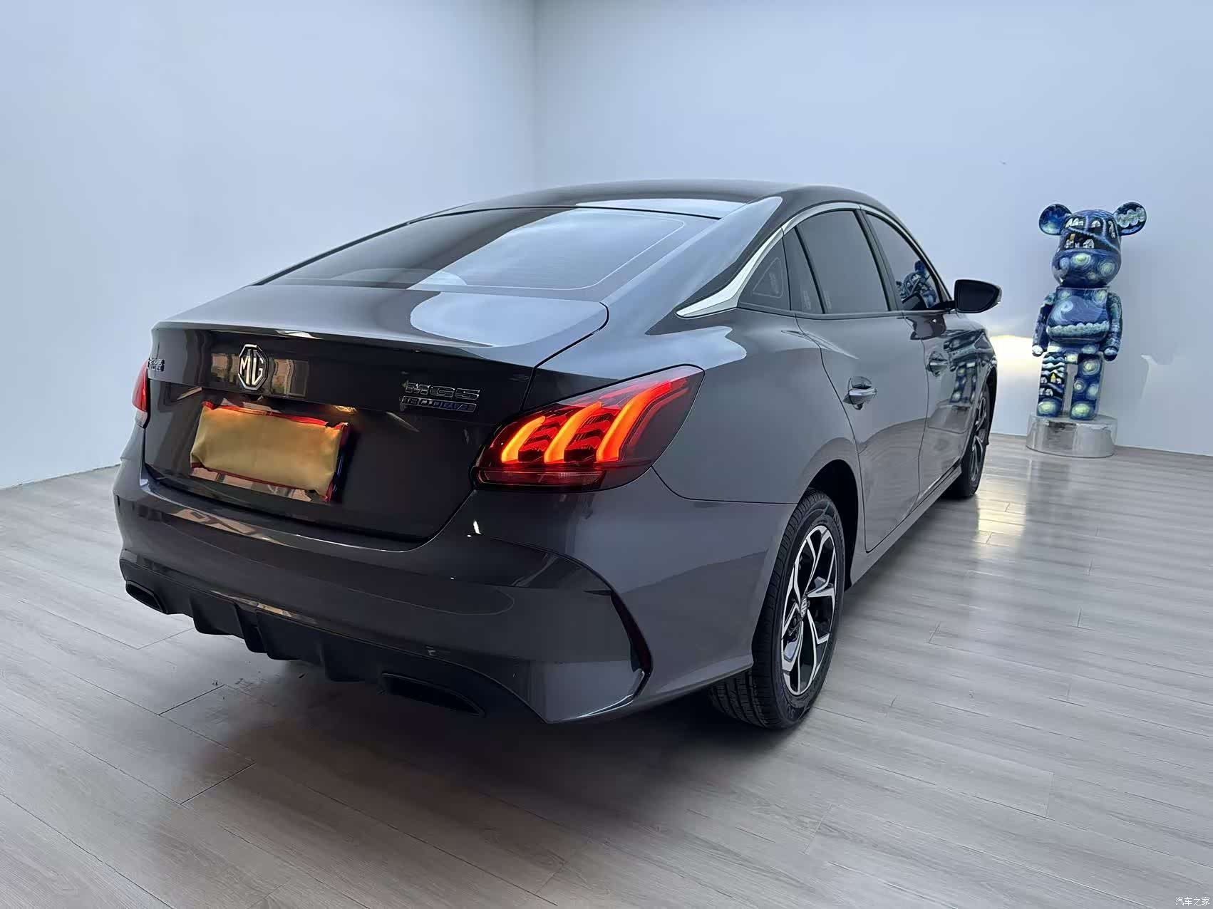 MG MG5, 2023 4