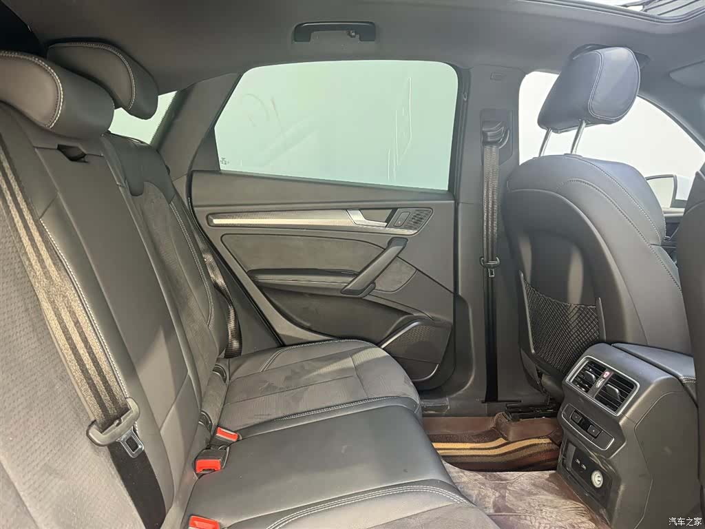 Audi Q5L, 2023 7