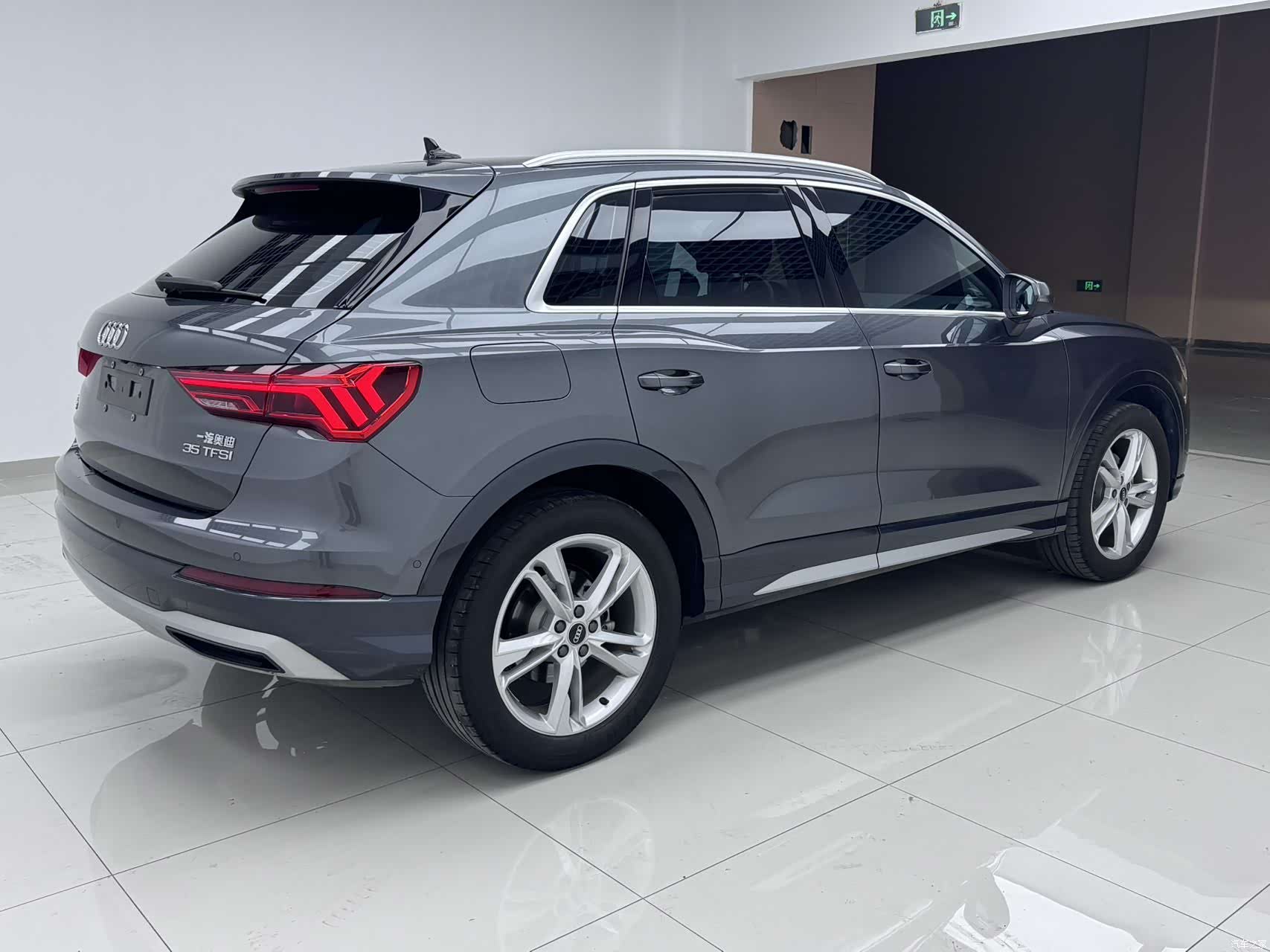 Audi Q3, 2022 6