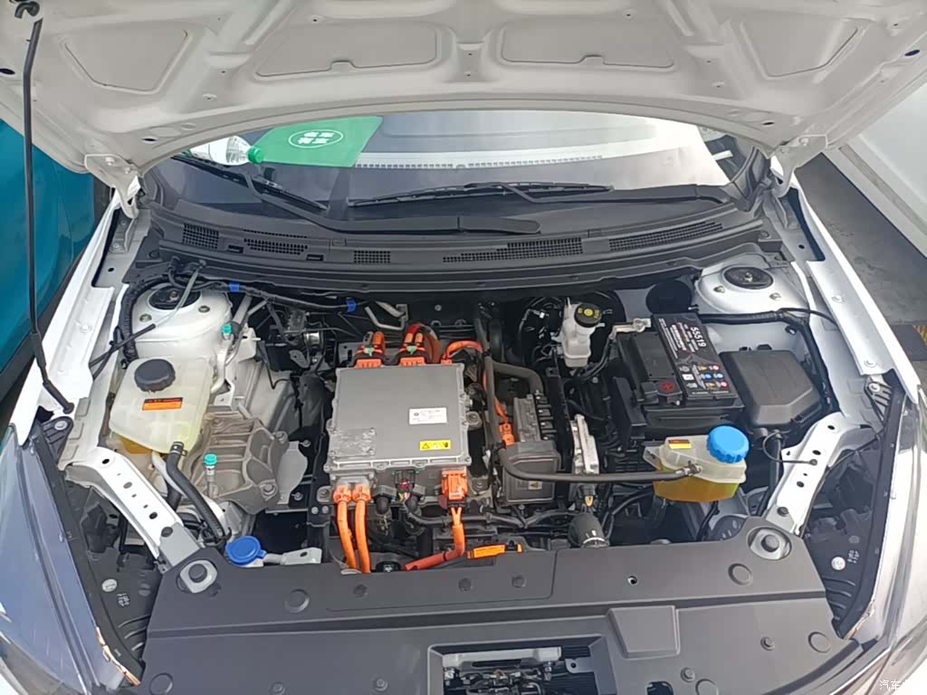DongFeng E70, 2023 10