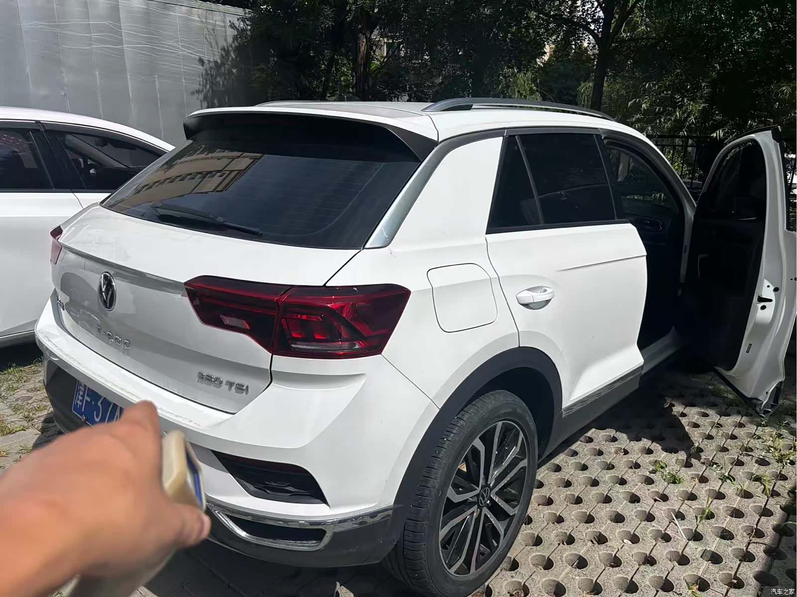 Volkswagen T-ROC, 2023 9