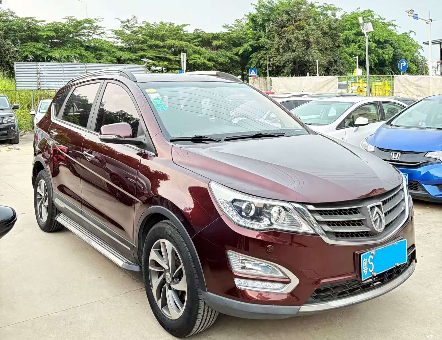 Wuling 560, 2016 3