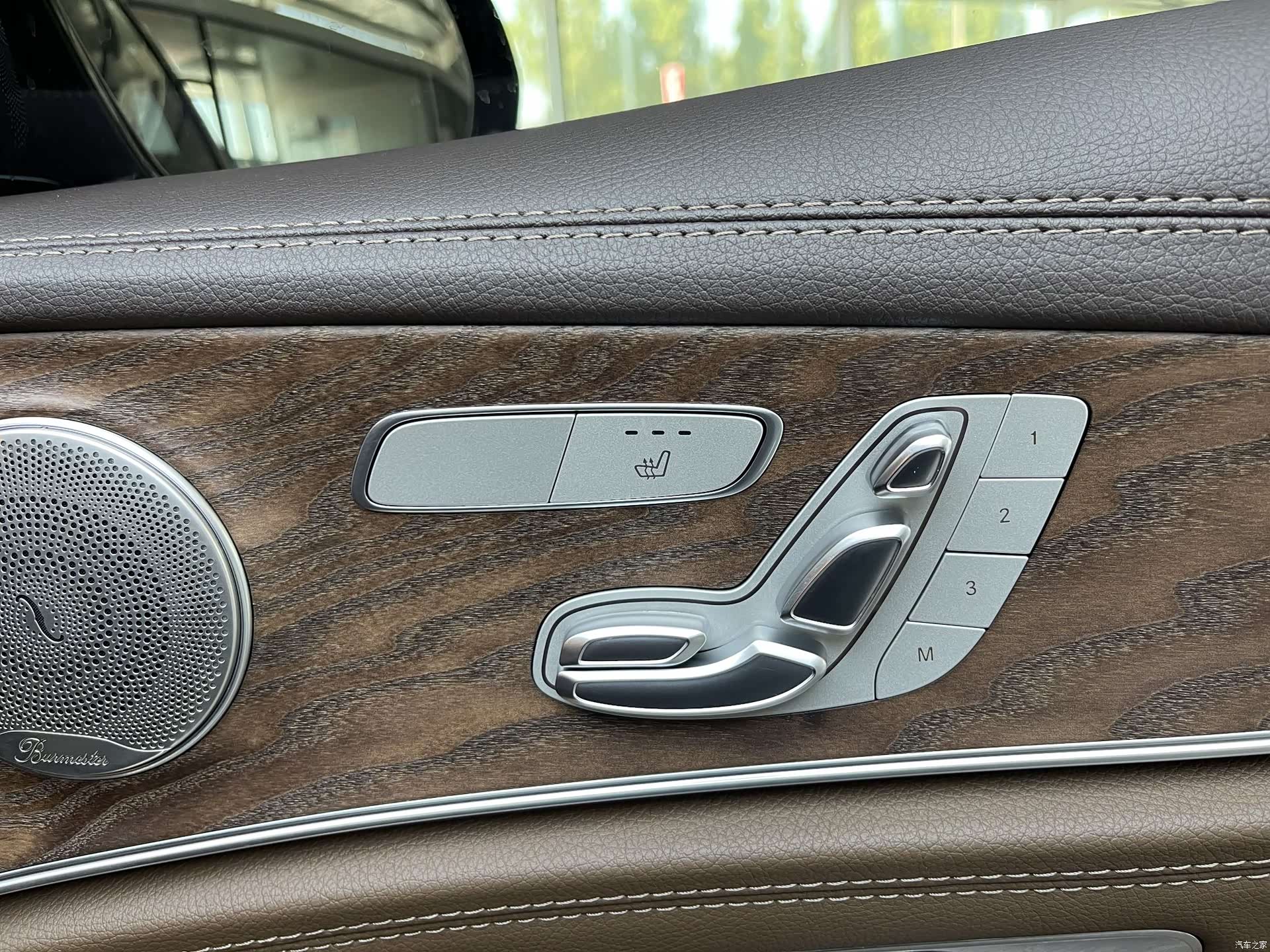 Mercedes-Benz E-Class, 2023 14