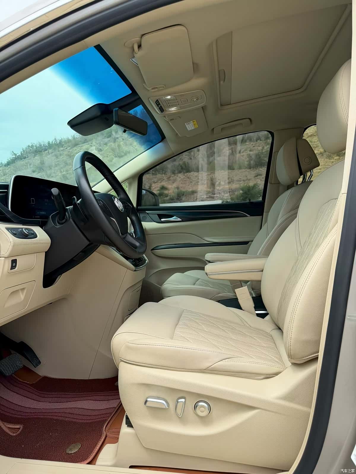 Buick GL8, 2023 4