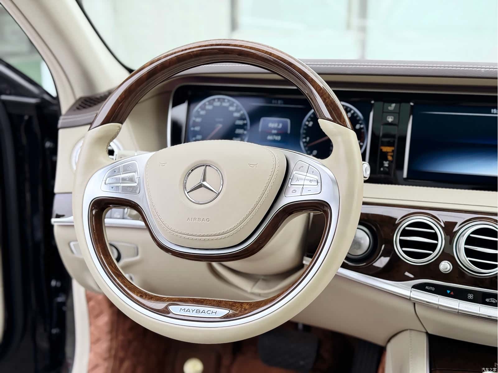 Maybach S-Class, 2017 14