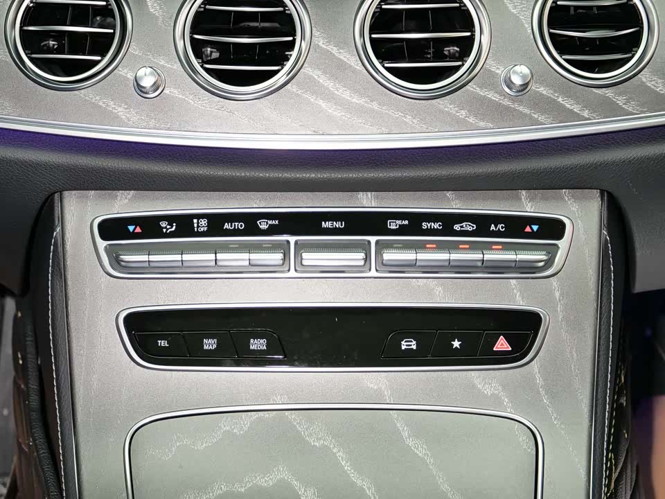 Mercedes-Benz E-class Mercedes-Benz E-class